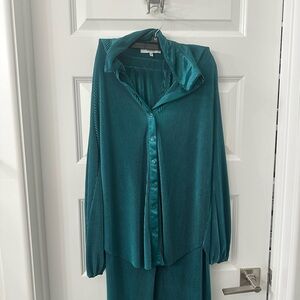 Teal Pleated Women's Top